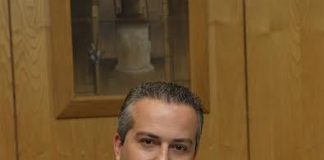 Χρόνια πολλά στον Δήμαρχο Ηλία Αποστολόπουλο Χρόνια πολλά στον Δήμαρχο Ηλία Αποστολόπουλο