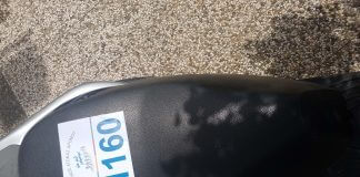 Σε ποιον ανήκει το σκουτεράκι με το νούμερο 1160; Σε ποιον ανήκει το σκουτεράκι με το νούμερο 1160;