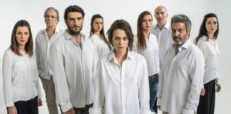 Ακύρωση της παράστασης σήμερα στο Κηποθέατρο λόγο καιρού Ακύρωση της παράστασης σήμερα στο Κηποθέατρο λόγο καιρού