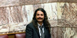 Στο Χαλάνδρι συνελήφθη ο Κωνσταντίνος Μπαρμπαρούσης Στο Χαλάνδρι συνελήφθη ο Κωνσταντίνος Μπαρμπαρούσης