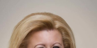 Η Βάνα Ρετσινιά μιλάει στην Δήμητρα Κούτρα για τις εκλογές