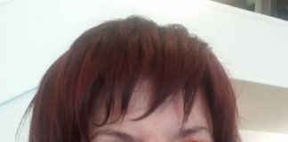 Γυναικεία υπόθεση οι σταυροί στον Χολαργό με πρώτη την Μουντάκη