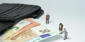 Παράταση δηλώσεων 2019: Εκπνέει η προθεσμία υποβολών Παράταση δηλώσεων 2019: Εκπνέει η προθεσμία υποβολών