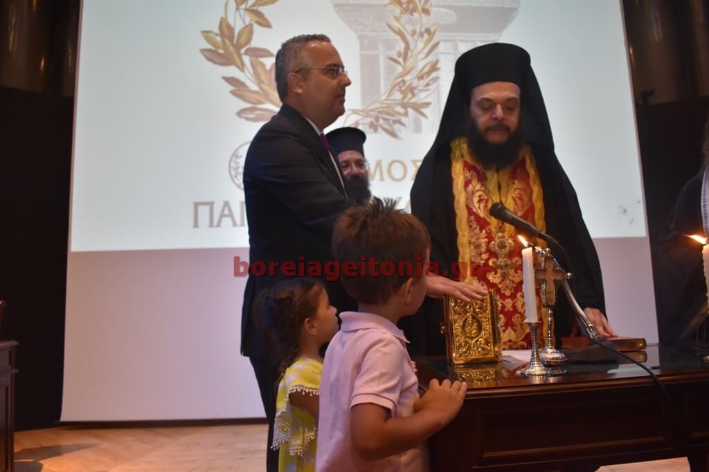 Ηλίας Αποστολόπουλος : Δείτε την ορκωμοσία του Δημάρχου