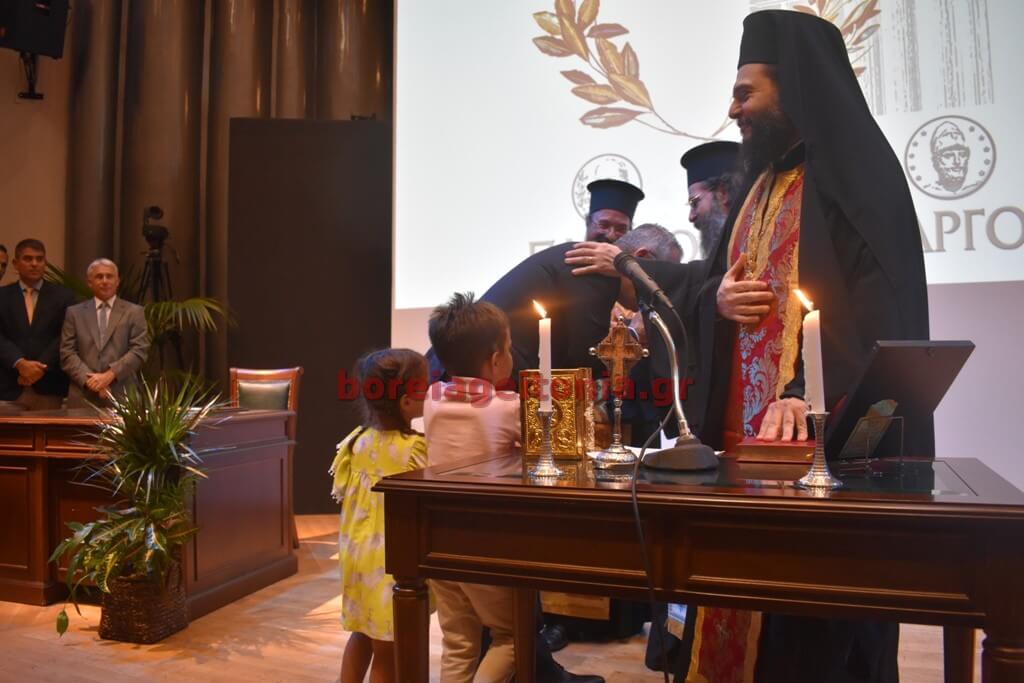 Ηλίας Αποστολόπουλος : Δείτε την ορκωμοσία του Δημάρχου