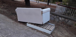 Δημήτρης Οικονόμου: Κάθε Παρασκευή η συλλογή παλαιών και ογκωδών αντικειμένων! Δημήτρης Οικονόμου: Κάθε Παρασκευή η συλλογή παλαιών και ογκωδών αντικειμένων!