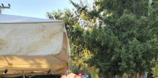 Χωρίς Μεσάζοντες Χολαργός: Ελληνικά προϊόντα από τον παραγωγό στην κατανάλωση Χωρίς Μεσάζοντες Χολαργός: Ελληνικά προϊόντα από τον παραγωγό στην κατανάλωση