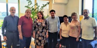 Τον δήμαρχο συνάντησαν μέλη του Συλλόγου Μικρασιατών Πεύκης – Λυκόβρυσης «Ιωνία»