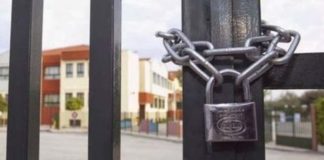 Στις 10.00 θα ανοίξουν τα σχολεία τη Δευτέρα 25 Νοεμβρίου σύμφωνα με απόφαση του Περιφερειάρχη Αττικής Στις 10.00 θα ανοίξουν τα σχολεία τη Δευτέρα 25 Νοεμβρίου σύμφωνα με απόφαση του Περιφερειάρχη Αττικής