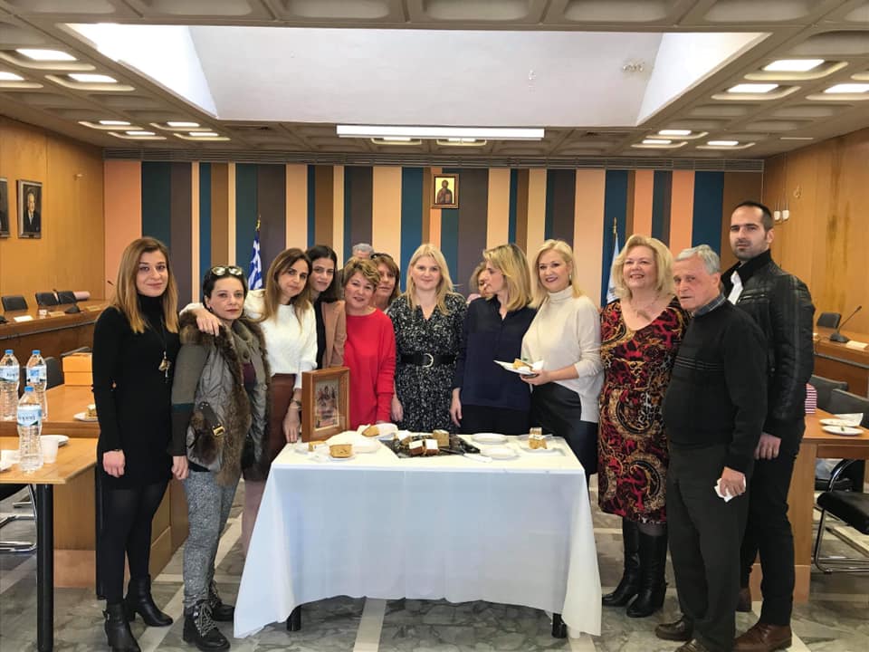 Κοινότητα Χολαργού: Κοπή βασιλόπιτας από την Κατερίνα Γκούμα