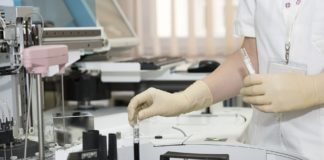 Κορωνοϊός: 13 νεκροί στην Ελλάδα -«Δεν θέλουμε να καταρρεύσουν τα νοσοκομεία μας, δεν θέλουμε εκατόμβες νεκρών»