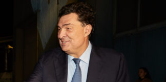 Αλέξης Παπαχελάς: Έχω κορονοϊό, δεν είναι πόλεμος, θυμίζει όμως