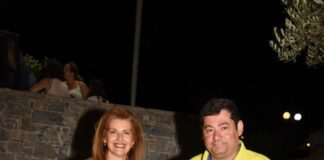 Academica: Στη συναυλία τους βρέθηκε ο δήμαρχος Λυκόβρυσης Πεύκης