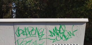 Δημήτρης Οικονόμου: Όσες φορές και να τα ζωγραφίσουν εμείς θα τα βάφουμε