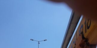 Εντολή του Περιφερειάρχη: Αφαιρούνται παράνομα διαφημιστικά πανό