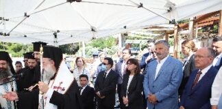 Επιμνημόσυνη Δέηση στο Μάτι: Παρουσία της Προέδρου της Δημοκρατίας και του Περιφερειάρχη Αττικής