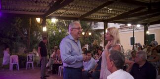 Τραγούδια κάτω απ΄ το φεγγάρι: Στον κήπο της Βορέειου Βιβλιοθήκης