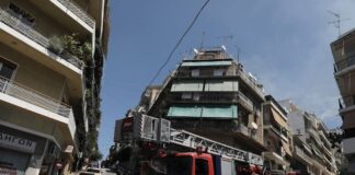 Κυψέλη: Δύο νεκροί από φωτιά σε διαμέρισμα