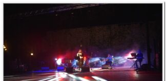 Λένα Αλκαίου: Υπέροχη συναυλία στο κηποθέατρο Παπάγου – Χολαργού