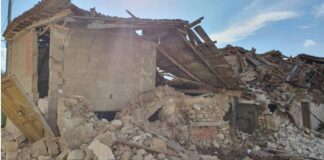 Σεισμός Σάμος: 4 τραυματίες περιμένουμε μετασεισμούς φώτο από καταστροφές