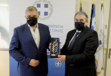 Περιφερειάρχη Αττικής Γ. Πατούλη με τον Πρόεδρο του Εμπορικού και Βιομηχανικού Επιμελητηρίου Πειραιά Β. Κορκίδη