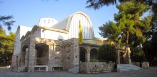 Πανήγυρις Ιερού Ναού Υψώσεως Τιμίου και Ζωοποιού Σταυρού Χολαργού.