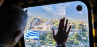 Κωνσταντίνος Φλώρος : Αποστρατεύεται ο Αρχηγός του Γενικού Επιτελείου Εθνικής Αμύνης