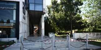 Δολοφονία στο Μαρούσι: Η στιγμή που ο 24χρονος μαχαιρώνει τον 23χρονο