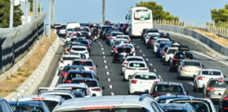 Μεγάλη Επιστροφή Αδειούχων – Αυξημένη Κίνηση στην Αθηνών–Κορίνθου