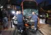 Σύγκρουση τραμ με λεωφορείο στον Πειραιά .Δεκάδες ελαφρά τραυματίες