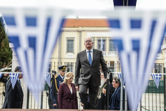 ΕΚΔΗΛΩΣΕΙΣ ΓΙΑ ΤΗΝ 113η ΕΠΕΤΕΙΟ ΑΠΕΛΕΥΘΕΡΩΣΗΣ ΤΗΣ ΛΗΜΝΟΥ ΠΑΡΟΥΣΙΑ ΤΟΥ ΠτΔ ΚΩΣΤΑ ΤΑΣΟΥΛΑ (ΘΟΔΩΡΗΣ ΜΑΝΩΛΟΠΟΥΛΟΣ/ΓΡΑΦΕΙΟ ΤΥΠΟΥ ΠΡΟΕΔΡΙΑΣ ΤΗΣ ΔΗΜΟΚΡΑΤΙΑΣ/EUROKINISSI)