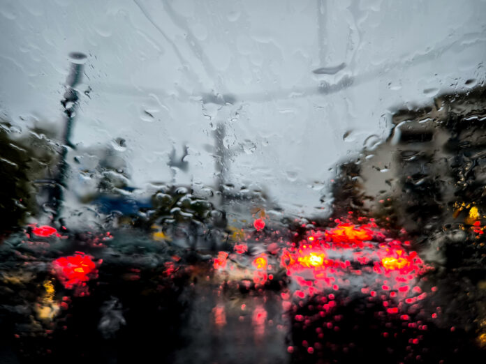 ΚΑΚΟΚΑΙΡΙΑ ΣΤΗΝ ΑΘΗΝΑ (ΓΙΩΡΓΟΣ ΚΟΝΤΑΡΙΝΗΣ/EUROKINISSI)