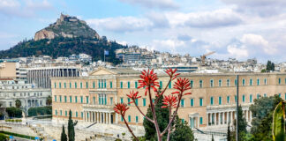Κυριακή – Ήπιος καιρός με λίγες νεφώσεις σε Ελλάδα και Αττική