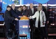 ΔΕΗ Xmas West Park: Η γιορτινή γειτονιά των Δυτικών της Αθήνας ανοίγει τις πύλες της