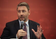 TikTok: Κυκλοφοριακό στην Αττική; Ο Ανδρουλάκης έχει λύση