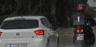 Αύριο : Βροχές, καταιγίδες και ισχυροί άνεμοι