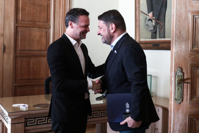 ΣΥΝΑΝΤΗΣΗ ΤΟΥ ΔΗΜΑΡΧΟΥ ΑΘΗΝΑΙΩΝ ΧΑΡΗ ΔΟΥΚΑ ΜΕ ΤΟΝ ΠΕΡΙΦΕΡΕΙΑΡΧΗ ΑΤΤΙΚΗΣ ΝΙΚΟ ΧΑΡΔΑΛΙΑ (ΔΑΝΑΗ ΔΑΥΛΟΠΟΥΛΟΥ/EUROKINISSI)