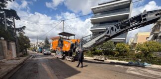 Ολοκληρώνονται οι εργασίες ασφαλτόστρωσης σε βασικούς δρόμους της πόλης