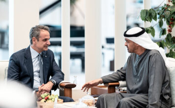 Συνάντηση του Κυριάκου Μητσοτάκη με τον Mohamed bin Zayed Al Nahyan στο Άμπου Ντάμπι