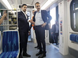 Μητσοτάκης: «Το είπαμε, το κάναμε» για τις συγκοινωνίες – Νέες συμβάσεις και 1.076 λεωφορεία στην Αθήνα