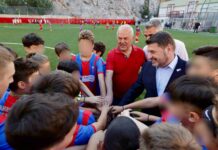 Εγκαινιάστηκε το ανακαινισμένο γήπεδο «Μιχ. Κρητικόπουλος» στην Καισαριανή παρουσία του Περιφερειάρχη Χαρδαλιά