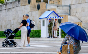 Καιρός: Πού θα Βρέξει την Τετάρτη – Υποχωρεί η Ζέστη στα Βόρεια