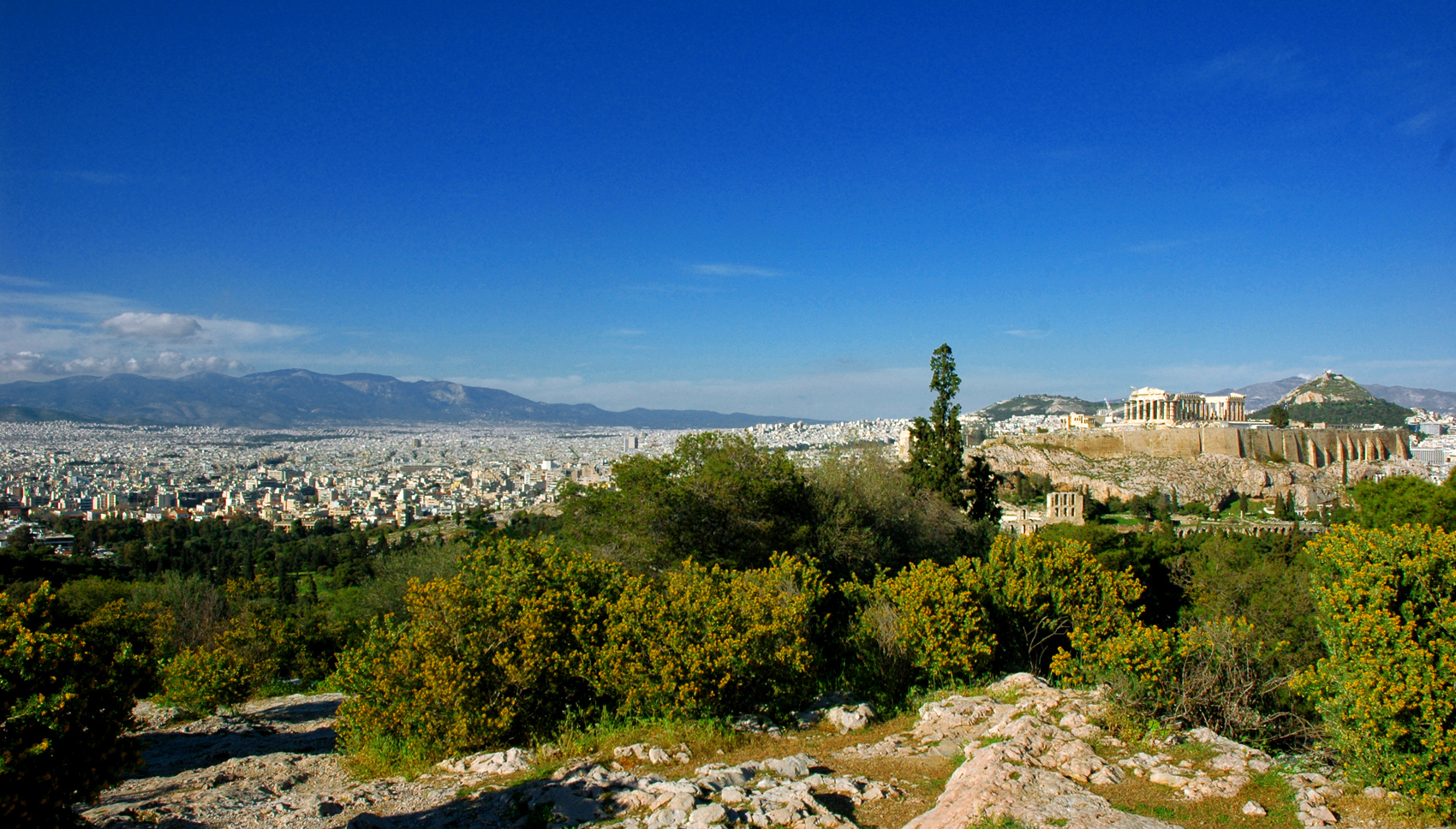 Καιρός στην Αττική σήμερα: Έως 36°C και κίτρινη προειδοποίηση για υψηλές θερμοκρασίες