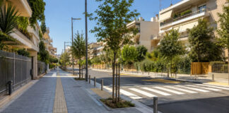 Αγία Παρασκευή: 2,4 εκατ. ευρώ για αναπλάσεις σε Αγίας Τριάδος και Γούναρη Αναβαθμισμένος αστικός δρόμος με προσβάσιμο πεζοδρόμιο, διάβαση και νέες δενδροφυτεύσεις
