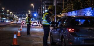 Αττική: 26.986 αλκοολομετρήσεις και 22 συλλήψεις οδηγών σε μία εβδομάδα Νυχτερινός τροχονομικός έλεγχος σε κεντρική οδική αρτηρία της Αττικής