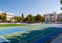 Νέα Ερυθραία: Νέα αθλητικά δάπεδα σε Γυμνάσιο και Αναξαγόρειο Λύκειο Ανακαινισμένος σχολικός αθλητικός χώρος με νέα δάπεδα και γήπεδα στη Νέα Ερυθραία