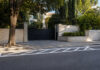 Κηφισιά: Οριζόντια σήμανση στην οδό Μυτιλήνης για ελεύθερη είσοδο Οριζόντια σήμανση που διατηρεί ελεύθερη είσοδο κατοικίας σε δρόμο της Κηφισιάς