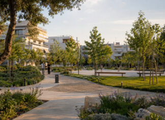 Λυκόβρυση: Ολοκληρώθηκε η απαλλοτρίωση για τη νέα πλατεία «Ανδρέας Παπανδρέου» Πράσινη γειτονική πλατεία με πεζόδρομους, δέντρα και χώρους συνάντησης