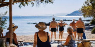 Παπάγου–Χολαργός: Στις 17 Αυγούστου οι εγγραφές για τα θαλάσσια μπάνια των ΚΑΠΗ Ηλικιωμένοι σε οργανωμένη πρωινή εξόρμηση για θαλάσσιο μπάνιο