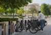 Πεντέλη: Σε λειτουργία 38 κοινόχρηστα ηλεκτρικά ποδήλατα σε έξι σταθμούς Κοινόχρηστα ηλεκτρικά ποδήλατα σε σταθμό φόρτισης δημόσιου χώρου